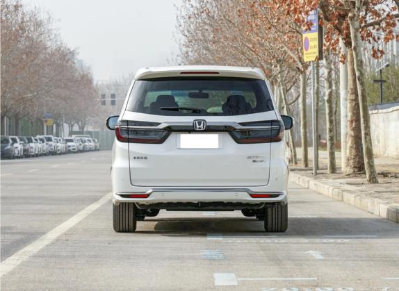 艾力绅 2022款 2.0L e:HEV 经典版 外观   正后