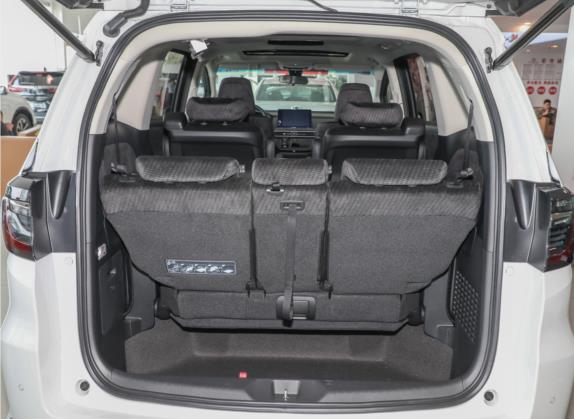 艾力绅 2022款 2.0L e:HEV 舒适版 车厢座椅   后备厢