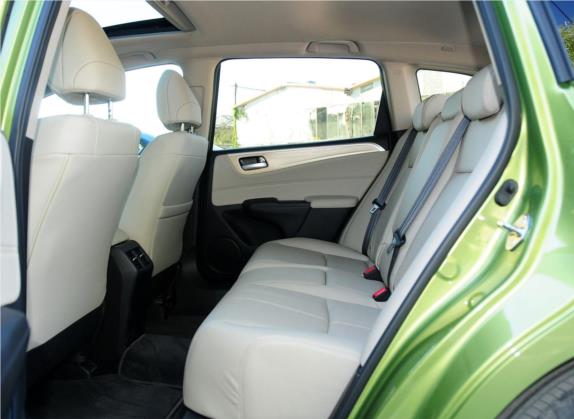 杰德 2013款 1.8L CVT豪华版 5座 车厢座椅   后排空间