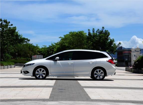 杰德 2013款 1.8L 自动舒适版 6座 外观   正侧