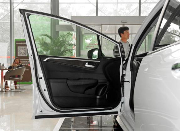 杰德 2014款 1.8L CVT豪华版 5座 车厢座椅   前门板