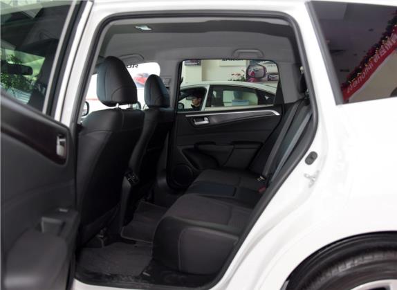 杰德 2016款 1.8L 自动舒适版 5座 车厢座椅   后排空间