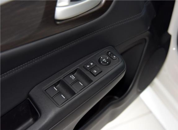 杰德 2016款 1.8L 自动舒适版 5座 车厢座椅   门窗控制