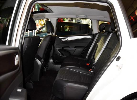 杰德 2016款 1.8L CVT豪华尊享版 5座 车厢座椅   后排空间