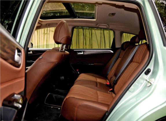 杰德 2017款 210TURBO CVT豪华版 5座 车厢座椅   后排空间