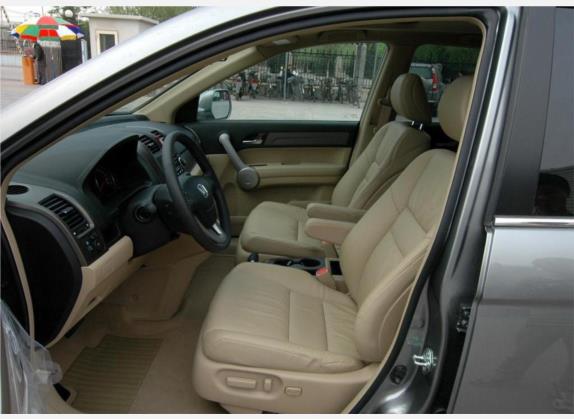 本田CR-V 2007款 2.4L 自动四驱豪华版 车厢座椅   前排空间