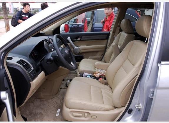 本田CR-V 2007款 2.0L 手动四驱经典版 车厢座椅   前排空间