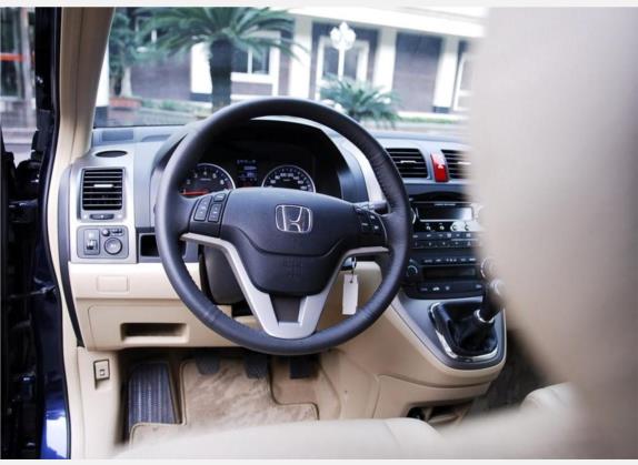 本田CR-V 2007款 2.4L 手动四驱豪华版 中控类   驾驶位
