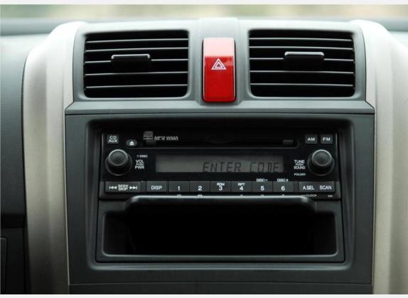 本田CR-V 2008款 2.0L 自动两驱都市版 中控类   中控台