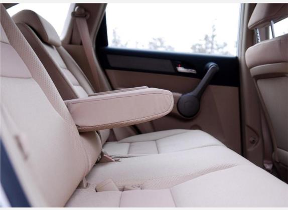 本田CR-V 2008款 2.0L 自动两驱都市版 车厢座椅   后排空间