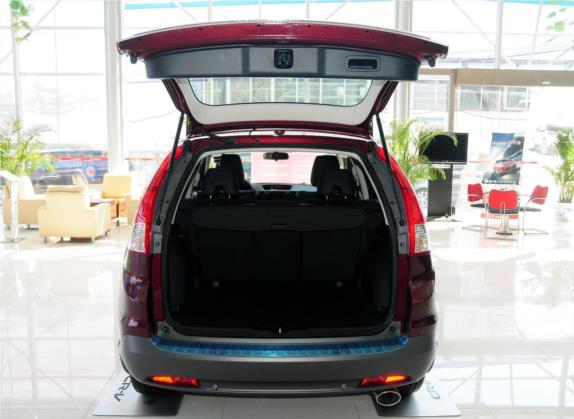 本田CR-V 2012款 2.4L 四驱尊贵版 车厢座椅   后备厢