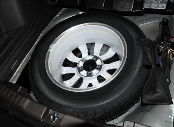 本田CR-V 2013款 2.0L 两驱经典版 其他细节类   备胎