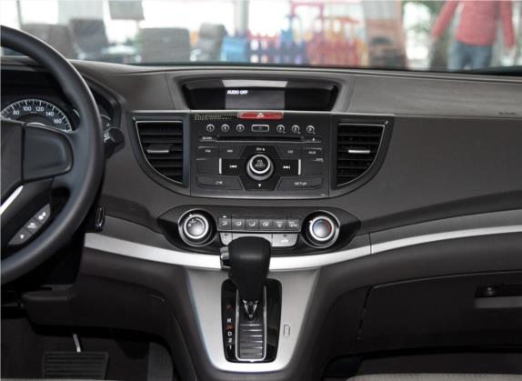 本田CR-V 2013款 2.0L 四驱经典版 中控类   中控台