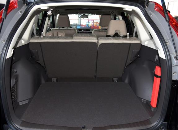 本田CR-V 2013款 2.0L 四驱经典版 车厢座椅   后备厢
