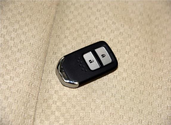 本田CR-V 2015款 2.0L 两驱风尚版 其他细节类   钥匙