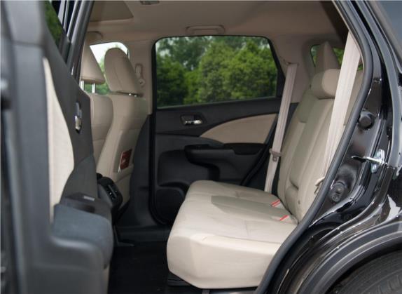 本田CR-V 2015款 2.0L 四驱风尚版 车厢座椅   后排空间