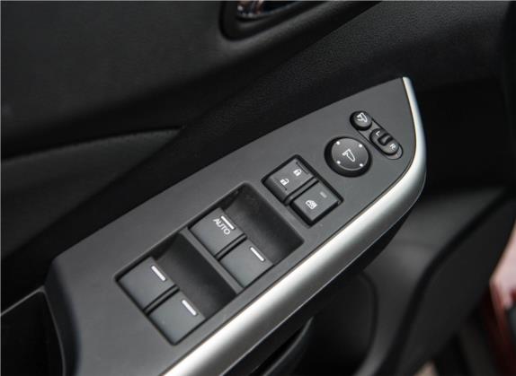 本田CR-V 2015款 2.4L 四驱尊贵版 车厢座椅   门窗控制
