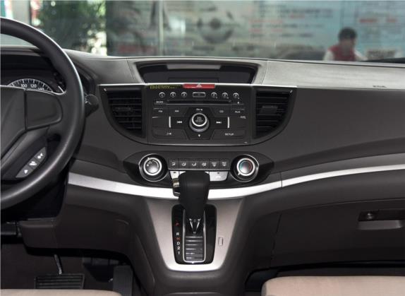 本田CR-V 2015款 2.0L 两驱经典版 中控类   中控台