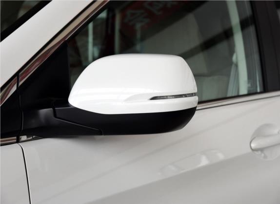 本田CR-V 2015款 2.0L 两驱经典版 外观细节类   外后视镜