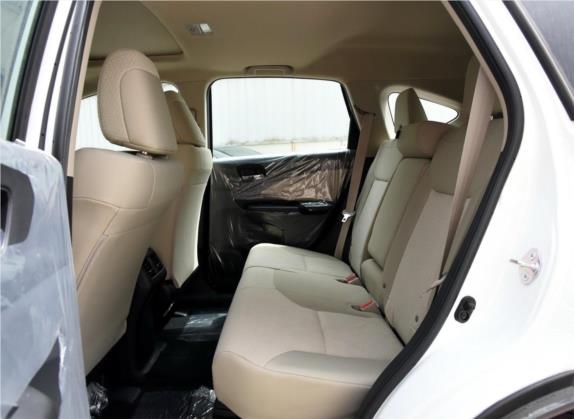 本田CR-V 2016款 2.0L 两驱都市版 车厢座椅   后排空间