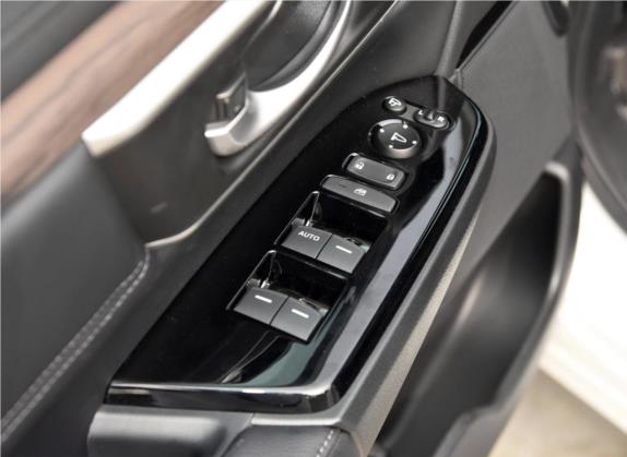 本田CR-V 2017款 240TURBO CVT四驱豪华版 车厢座椅   门窗控制