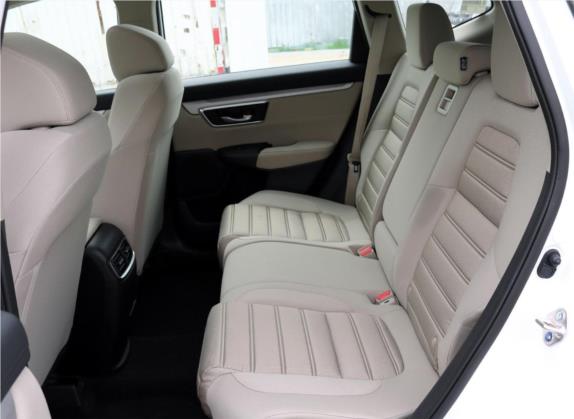 本田CR-V 2018款 240TURBO 手动两驱经典版 车厢座椅   后排空间
