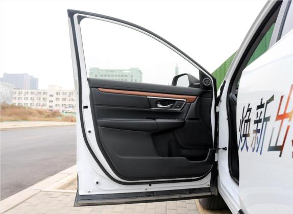 本田CR-V 2019款 240TURBO CVT四驱尊耀版 国V 车厢座椅   前门板
