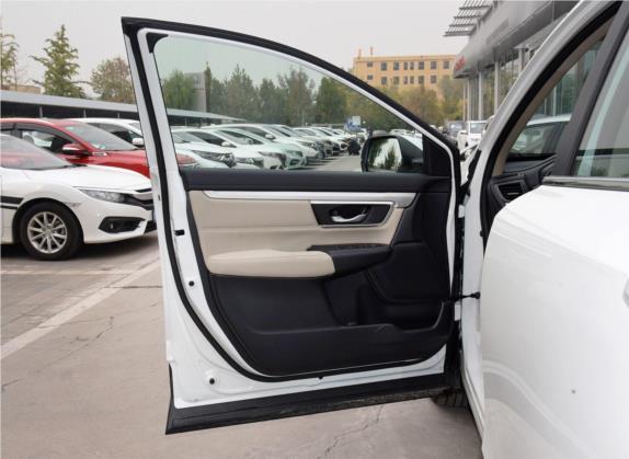 本田CR-V 2019款 240TURBO CVT两驱舒适版 国VI 车厢座椅   前门板