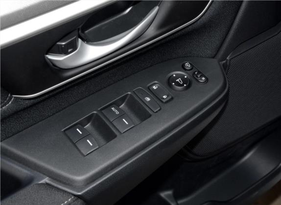 本田CR-V 2019款 240TURBO CVT两驱都市版 国VI 车厢座椅   门窗控制