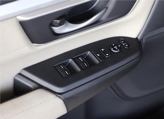 本田CR-V 2019款 耀目版 240TURBO CVT两驱舒适版 国VI 车厢座椅   门窗控制