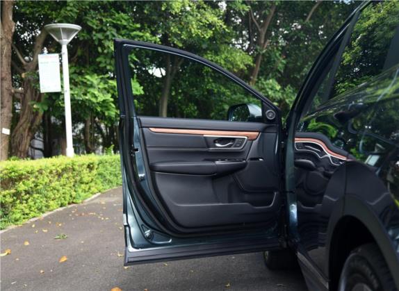 本田CR-V 2021款 锐·混动 2.0L 四驱净享版 车厢座椅   前门板