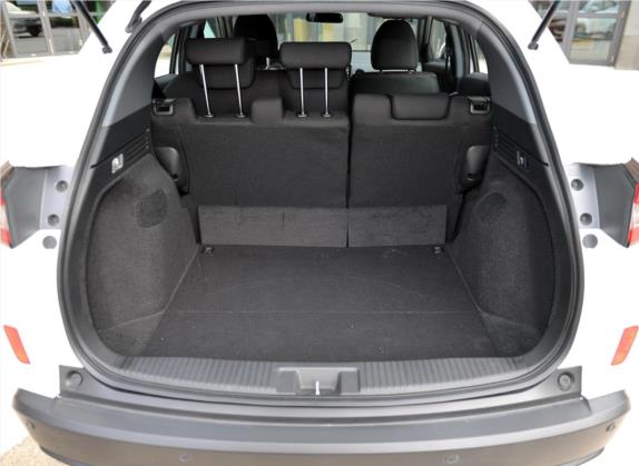 本田XR-V 2015款 1.5L LXi CVT经典版 车厢座椅   后备厢