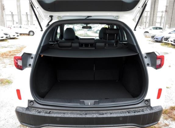本田XR-V 2017款 1.8L EXi 手动舒适版 车厢座椅   后备厢
