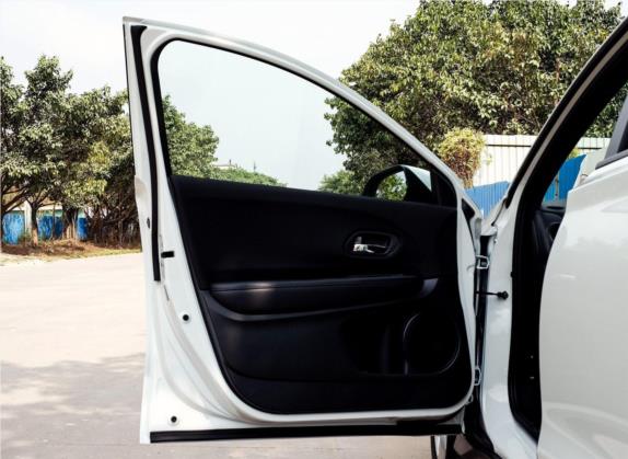 本田XR-V 2019款 1.5L 手动经典版 国VI 车厢座椅   前门板
