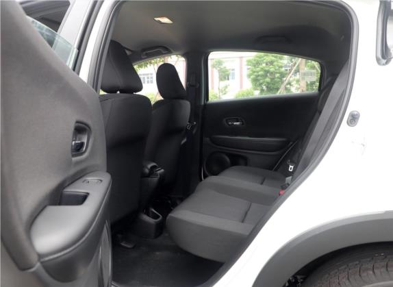 本田XR-V 2019款 220TURBO CVT舒适版 国VI 车厢座椅   后排空间