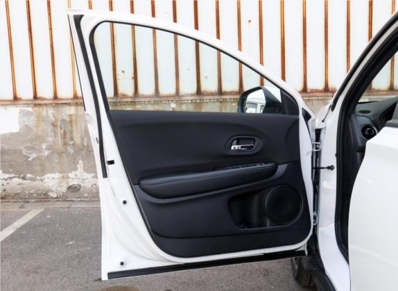 本田XR-V 2020款 1.5L CVT经典版 车厢座椅   前门板