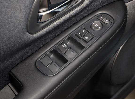 本田XR-V 2020款 1.5L CVT舒适版 车厢座椅   门窗控制