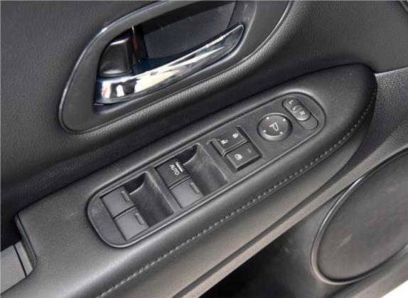 本田XR-V 2020款 1.5L CVT豪华版 车厢座椅   门窗控制