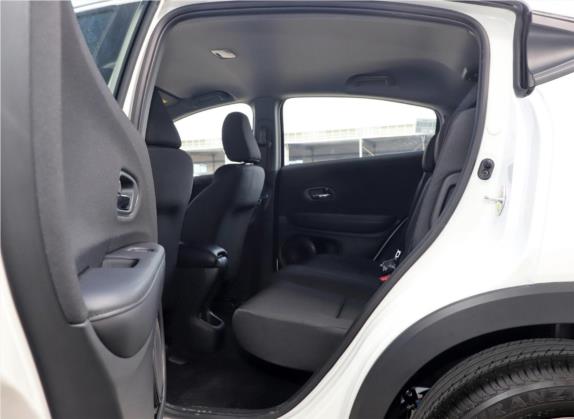 本田XR-V 2020款 220TURBO CVT舒适版 车厢座椅   后排空间