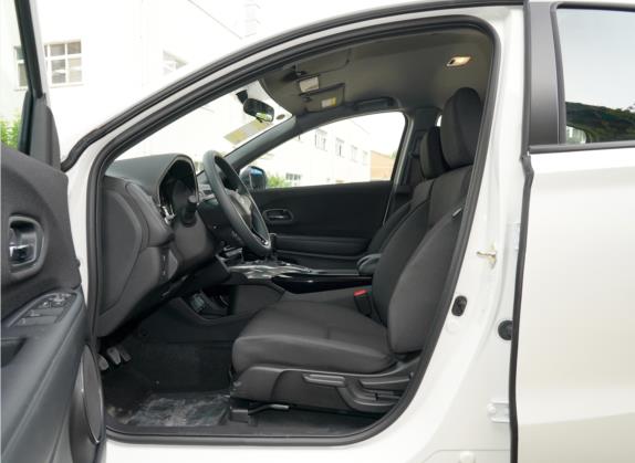 本田XR-V 2021款 1.5L 手动经典版 车厢座椅   前排空间