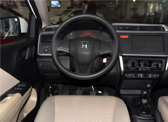 哥瑞 2016款 1.5L 手动经典版 中控类   驾驶位