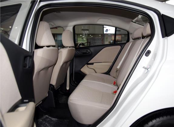 哥瑞 2016款 1.5L 手动经典版 车厢座椅   后排空间
