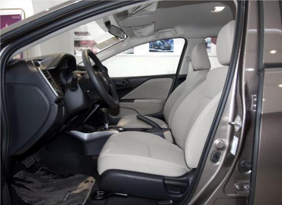 哥瑞 2016款 1.5L CVT经典版 车厢座椅   前排空间