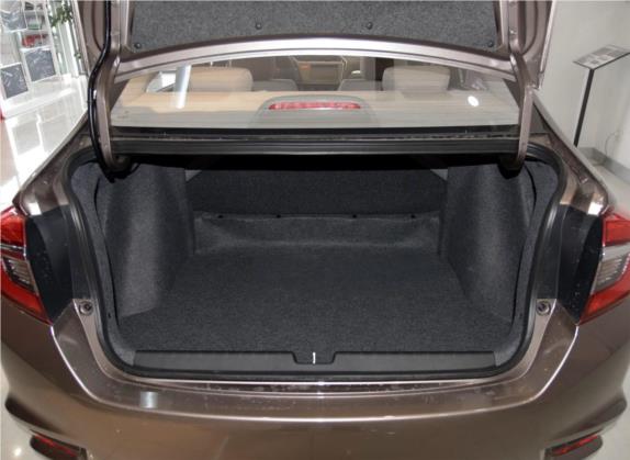 哥瑞 2016款 1.5L CVT经典版 车厢座椅   后备厢