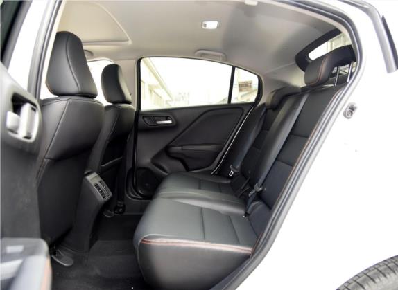 竞瑞 2017款 1.5L CVT豪华版 车厢座椅   后排空间