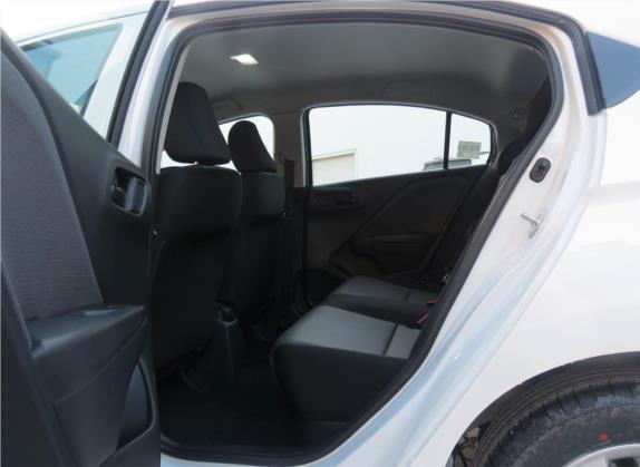 竞瑞 2017款 1.5L 手动经典版 车厢座椅   后排空间