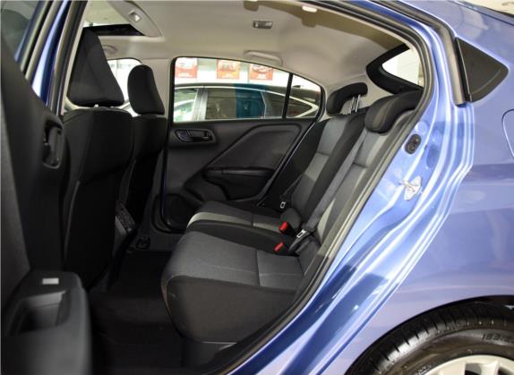 竞瑞 2017款 1.5L CVT舒适版 车厢座椅   后排空间