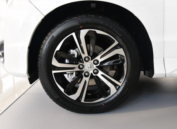 本田UR-V 2017款 370TURBO 两驱尊贵版 国V 其他细节类   前轮