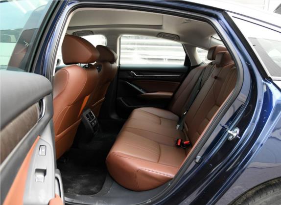 英仕派 2019款 锐·混动 2.0L 净越版 国VI 车厢座椅   后排空间