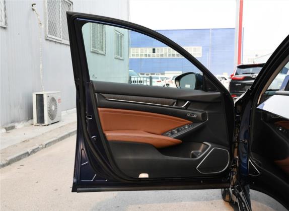 英仕派 2019款 锐·混动 2.0L 净越版 国VI 车厢座椅   前门板